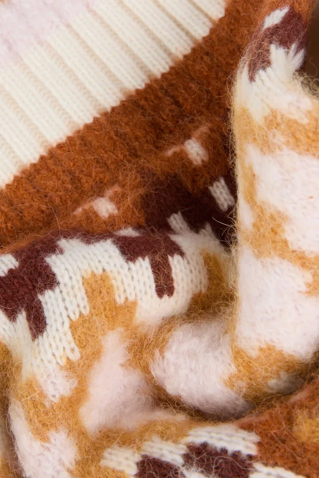 Zimmermann Fair-Isle Merino Wool-Blend Scarf in White, photo 3 of 3 from THE OUTNET