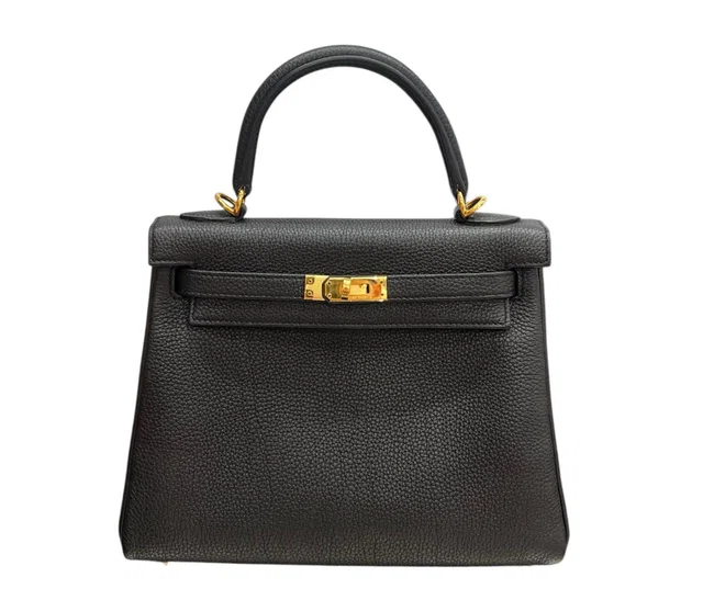 Hermès Kelly 25 in Black Togo with GHW in Black Togo leather from Luxury Promise