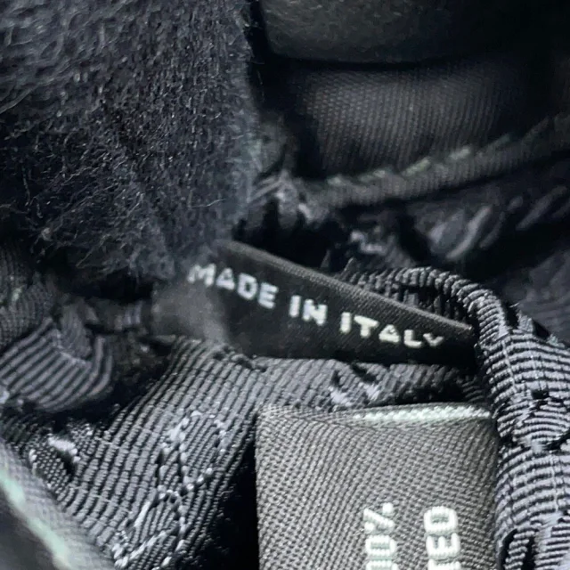 Prada Tessuto Padded 2-Way Tote Bag Black1BG373 Nylon Size Small in Nylon from GALLERY RARE, photo 17 of 18