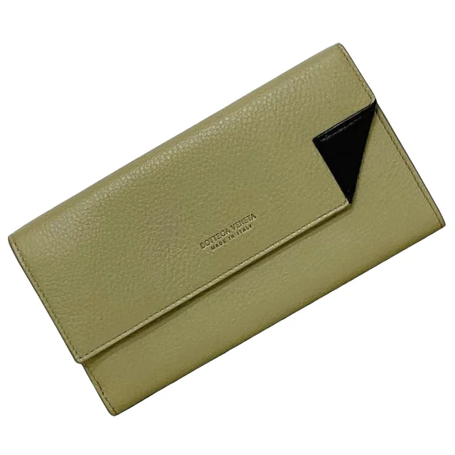 Bottega Veneta handbags, wallets & cases in Leather from The Brand Collector