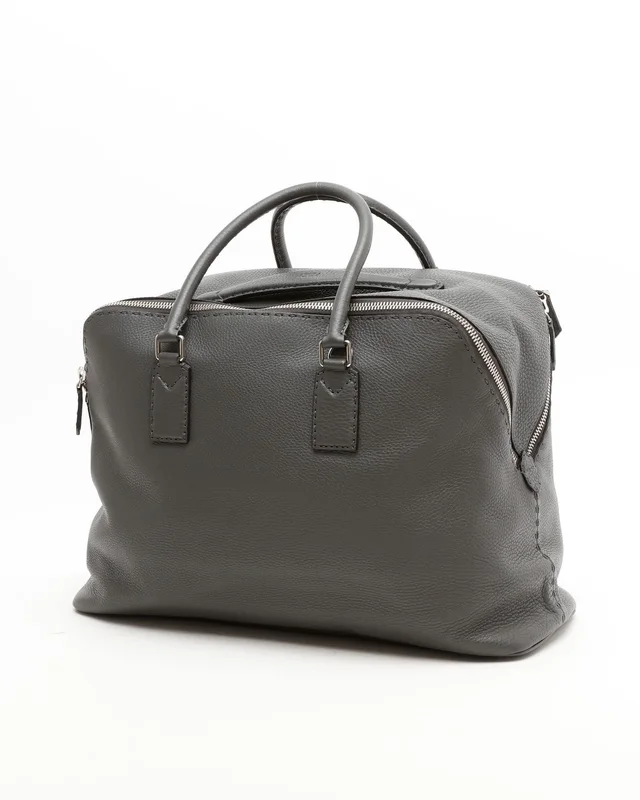Fendi Selleria Pebbled Weekend Bag in Leather from A Retro Tale, photo 3 of 9