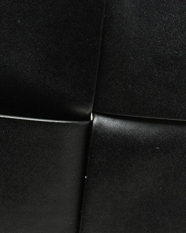 Bottega Veneta Large Arco Tote Bag in Suede from A Retro Tale, photo 7 of 11