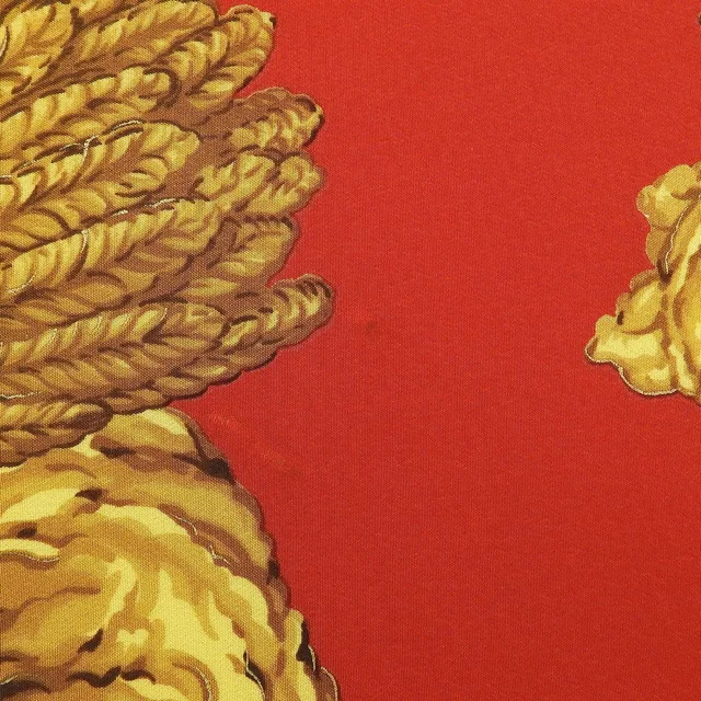 Chanel Chain Camellia Pattern Scarf Red in Red Silk from VINTAGE QOO TOKYO, photo 8 of 10