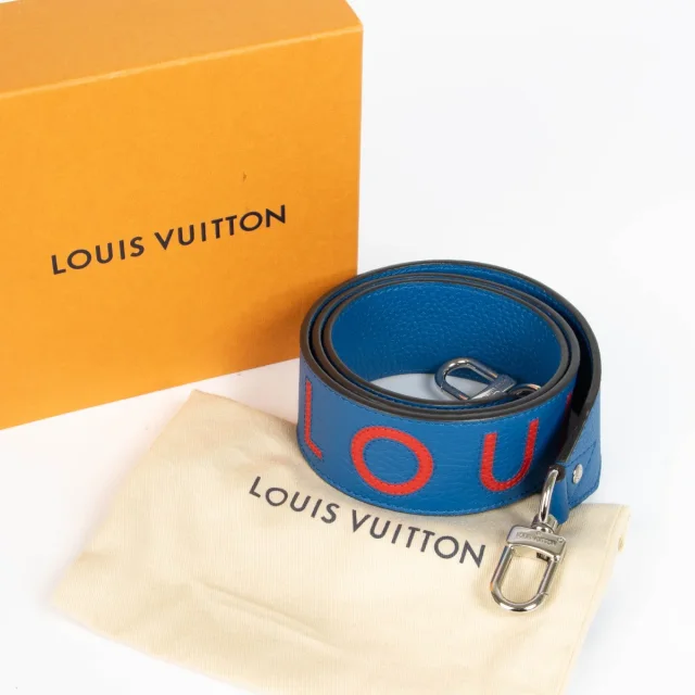 Louis Vuitton Taurillon Bag Strap in Blue Leather from Labellov, photo 2 of 3