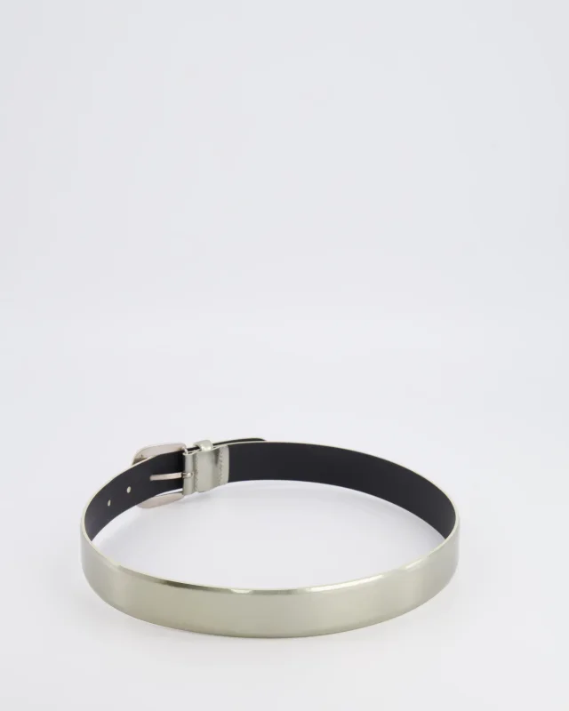 Chanel Silver Metallic Leather Belt with Silver Buckle and Logo Plate Detail 70cm in Silver Leather from Sellier, photo 5 of 9