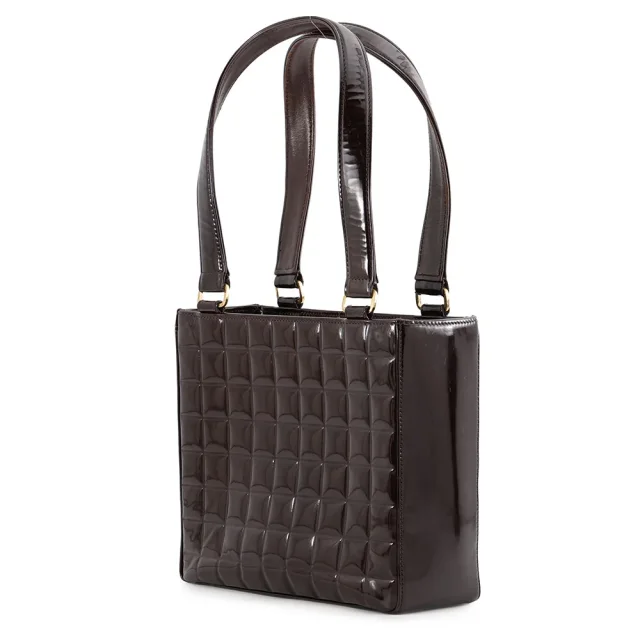 Chanel CC Logo Chocolate Bar tote Brown Patent Leather in Brown Patent leather from GALLERY RARE, photo 3 of 17