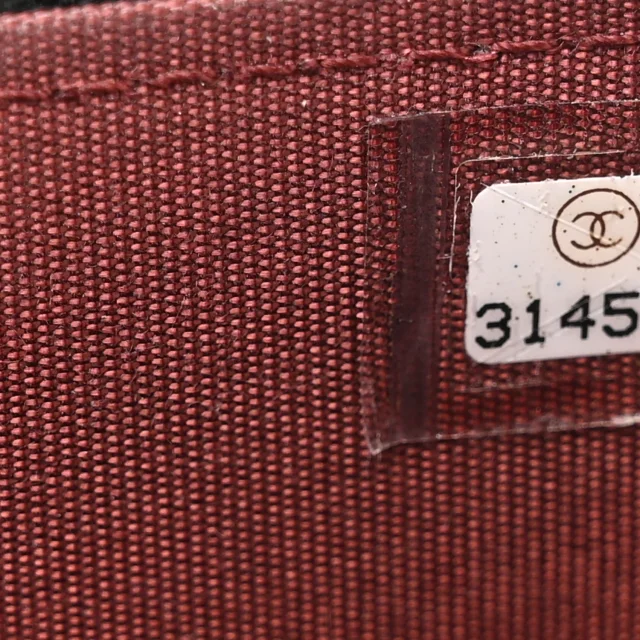 Chanel Quilted Mini Perfect Fit Vanity Case in Black Calfskin from FASHIONPHILE, photo 7 of 11