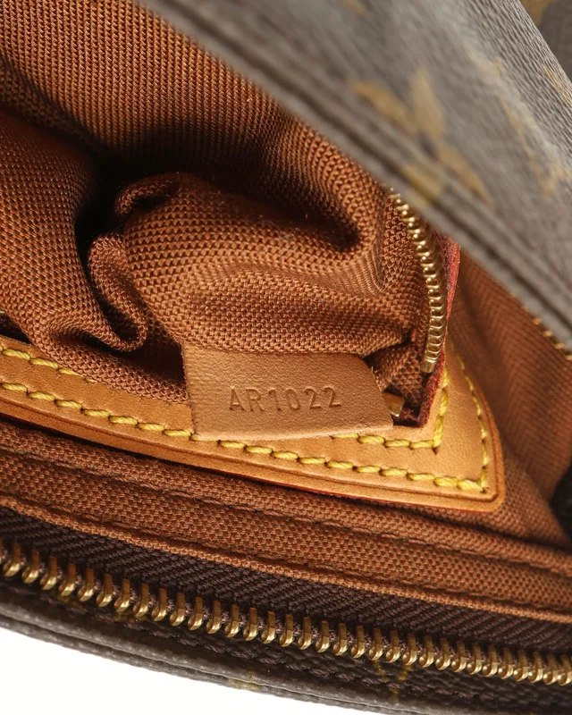Louis Vuitton Monogram Trotteur Crossbody Bag from A Retro Tale, photo 8 of 9