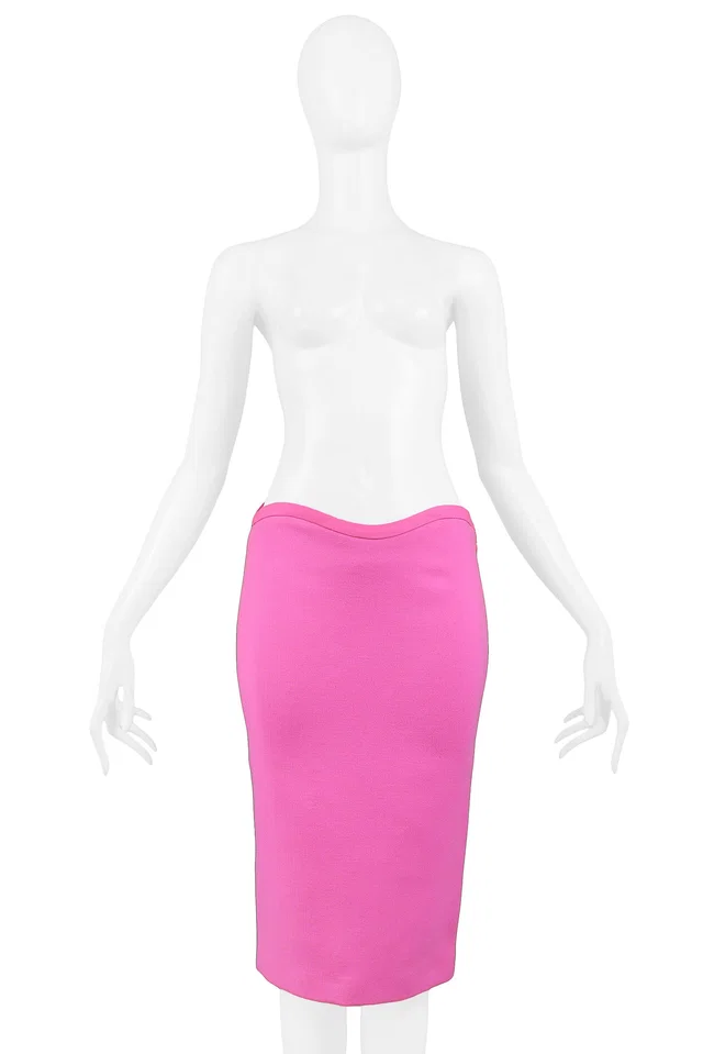 Versace Pink Pencil Skirt 2002 in Pink Wool from Resurrection Vintage