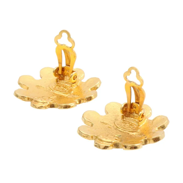 Chanel 1994 Flower Motif CC Mark Gold Earrings in Gold from VINTAGE QOO TOKYO, photo 4 of 5