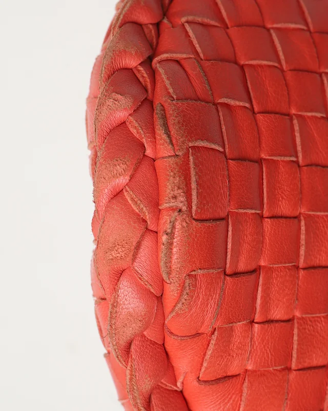 Bottega Veneta Intrecciato Medium Hobo Bag in Woven leather from A Retro Tale, photo 8 of 9