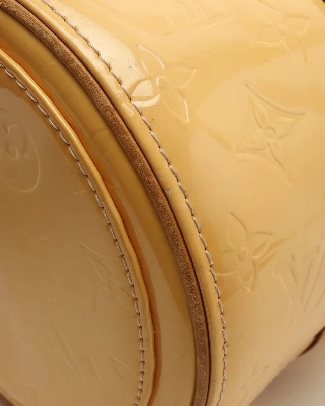 Louis Vuitton Vernis 30 Papillon Handbag in Patent leather from A Retro Tale, photo 7 of 11