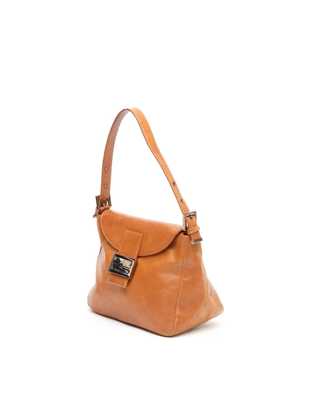 Fendi Mamma Baguette Shoulder Bag in Leather from A Retro Tale, photo 2 of 12