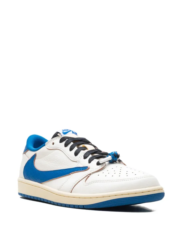 Air Jordan 1 Low "Travis Scott" sneakers, photo 2 of 2 from FARFETCH