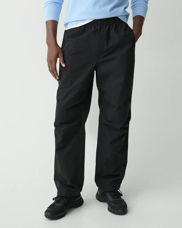Theory Wide-Leg Drawstring Pant in Cotton-Blend, photo 5 of 5 from Theory