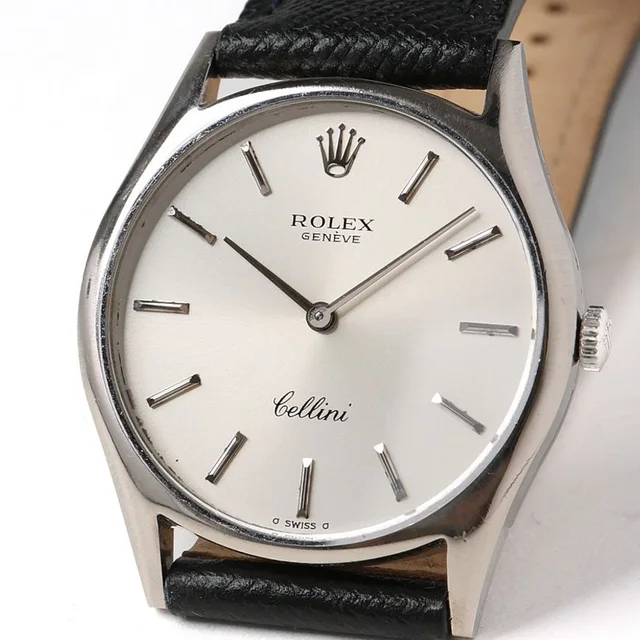 Rolex Cellini 32mm Ref 3804 c. 1975 18k Watch in Leather from A Retro Tale, photo 2 of 2