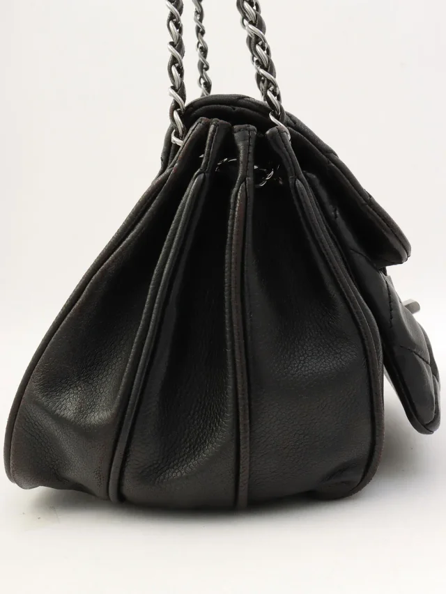 Chanel 2.55 Chain Shoulder Bag, Black, circa 2008 in Black Caviar leather from VINTAGE QOO TOKYO, photo 3 of 17