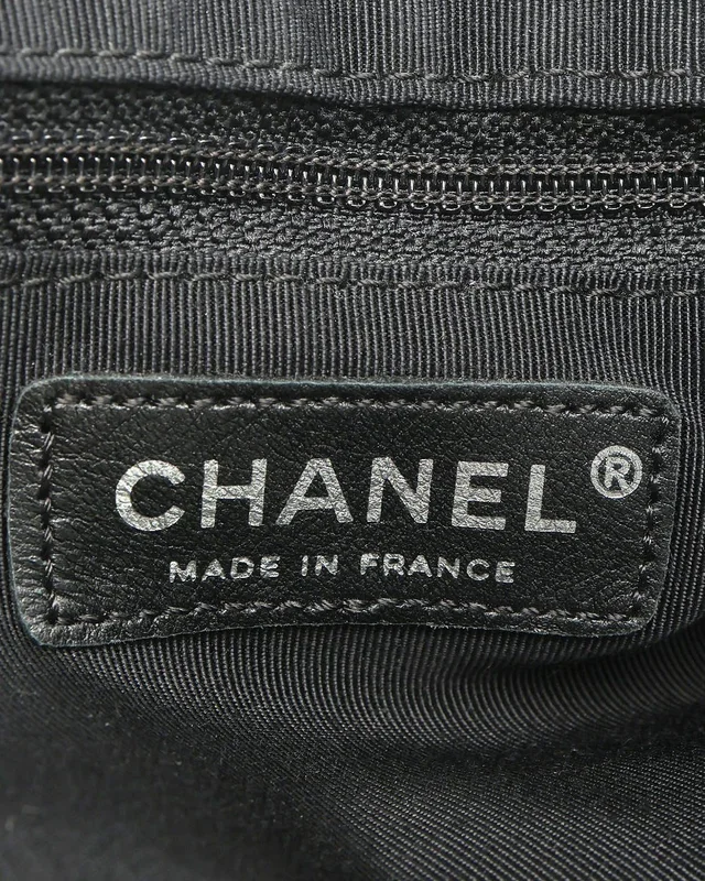 Chanel 2005s CC Tweed Knitting Handle Bag in Tweed from A Retro Tale, photo 6 of 8