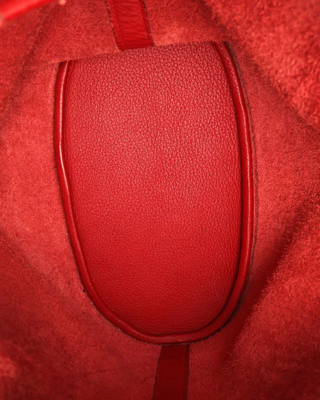 Hermès Taurillon Clemence Market PM Bucket Bag in Clemence leather from A Retro Tale, photo 7 of 8