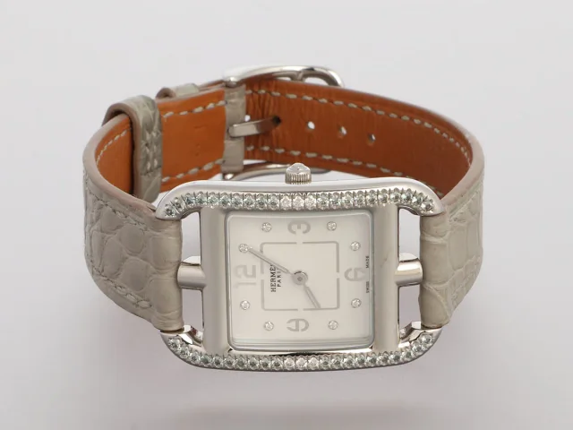 Hermès Small Stainless Steel Diamond Cape Cod Watch 31mm in Crocodile from Ann's Fabulous Finds, photo 2 of 5