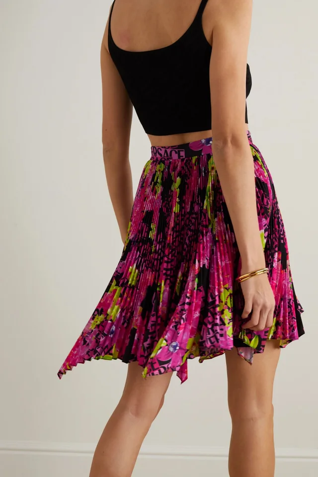 Versace Asymmetric Printed Plissé-Crepe de Chine Mini Skirt in Pink, photo 3 of 4 from THE OUTNET