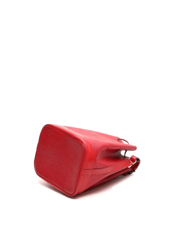 Louis Vuitton Epi Noé GM Bag in Leather from A Retro Tale, photo 5 of 8