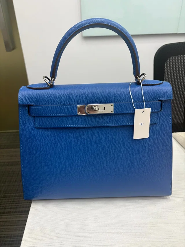 Hermès Mykonos Epsom Kelly Bag 15 32 BK4 in Epsom leather from Luxury Promise