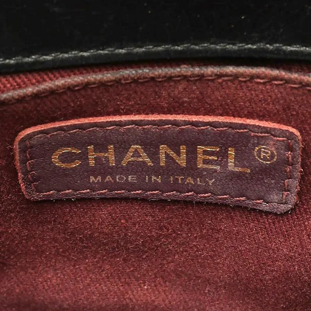 Chanel Mini Square Single Flap Bag in Leather from A Retro Tale, photo 6 of 9
