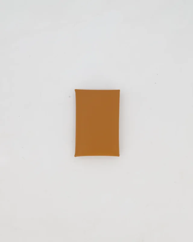 Hermès Calvi Verso Card Holder in Gold Epsom leather from Sellier, photo 7 of 9