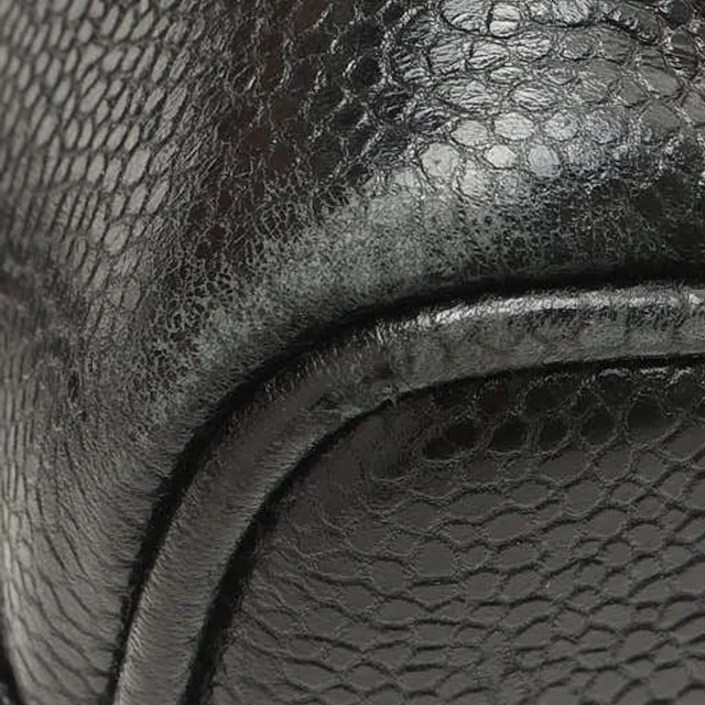 Chanel CC Caviar Bucket Bag in Caviar leather from A Retro Tale, photo 10 of 14