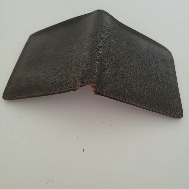 Vintage Men's Lv Brown Bi-Fold Leather Wallet Monogram Card Bill in brown|red Leather from Poshmark, photo 9 of 12