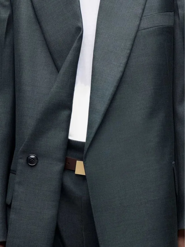 Victoria Beckham Double-Breasted Blazer, photo 6 of 7 from SENSER