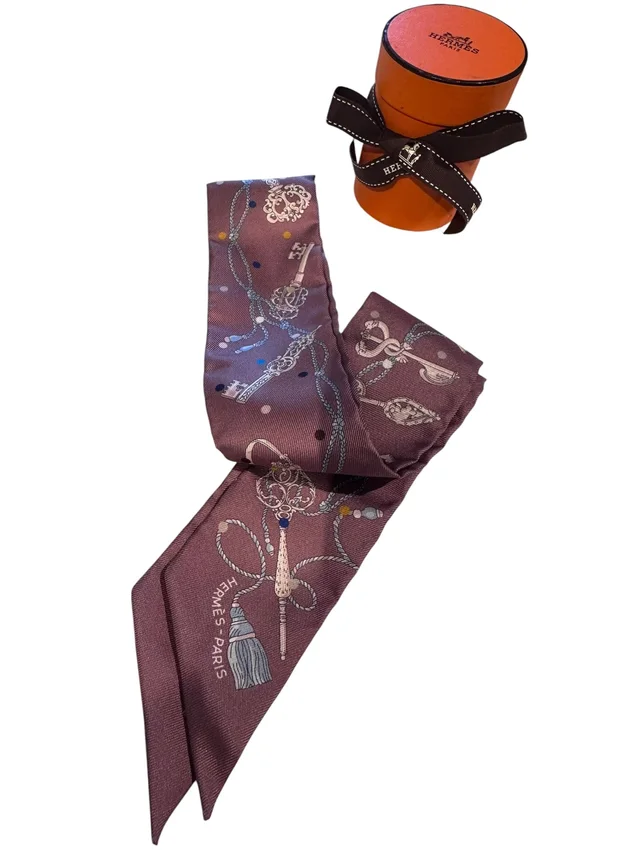 Hermès Twilly - New in Box in Silk from Luxury Promise