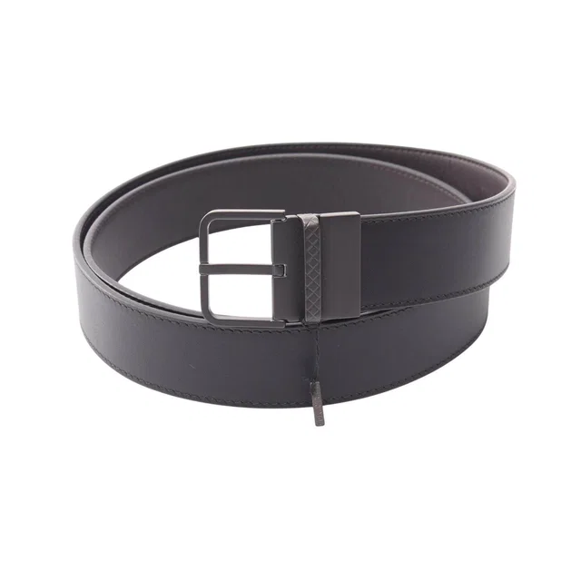 Bottega Veneta Leather Belt in Leather from LuxUness