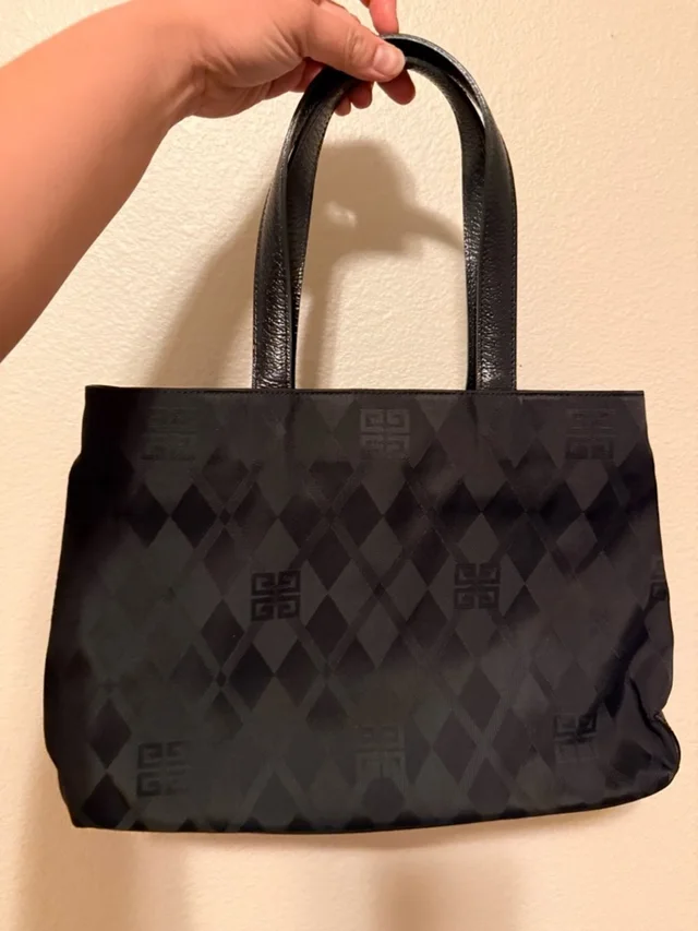 Givenchy Vintage Handbag in black Leather from Poshmark, photo 1 of 1