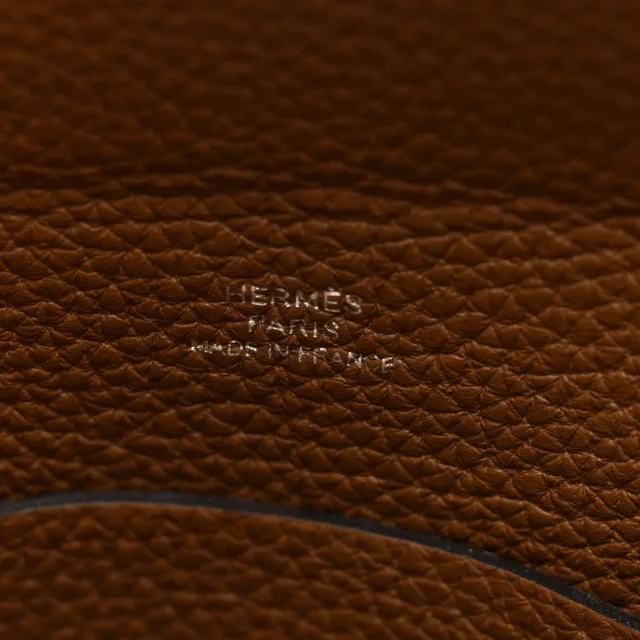 Hermès Togo Sangle Cordage Videpoches Alezan Beige Marfa Gris Pale in Beige Togo leather from FASHIONPHILE, photo 6 of 9