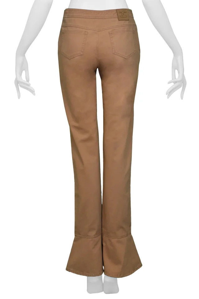 Chanel Khaki Flared Cotton Pants in Green from Resurrection Vintage, photo 4 of 4