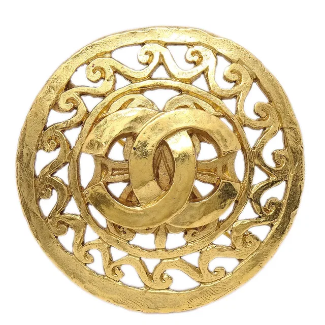 Chanel 1995 Fretwork Paisley Brooch Pin Gold 95A in Gold from AMORE Vintage Tokyo