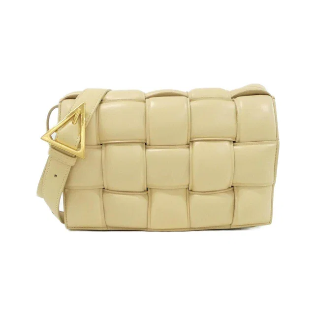 Bottega Veneta Lamb Shoulder Bag in Leather from LuxUness