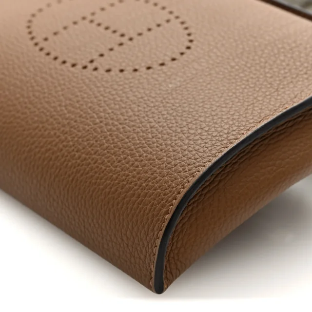 Hermès Togo Sangle Cordage Videpoches Alezan Beige Marfa Gris Pale in Beige Togo leather from FASHIONPHILE, photo 9 of 9