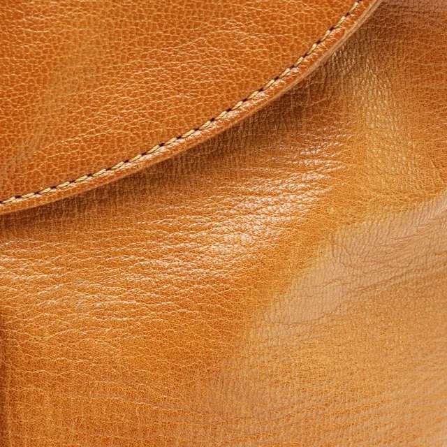 Fendi Mamma Baguette Shoulder Bag in Leather from A Retro Tale, photo 8 of 12