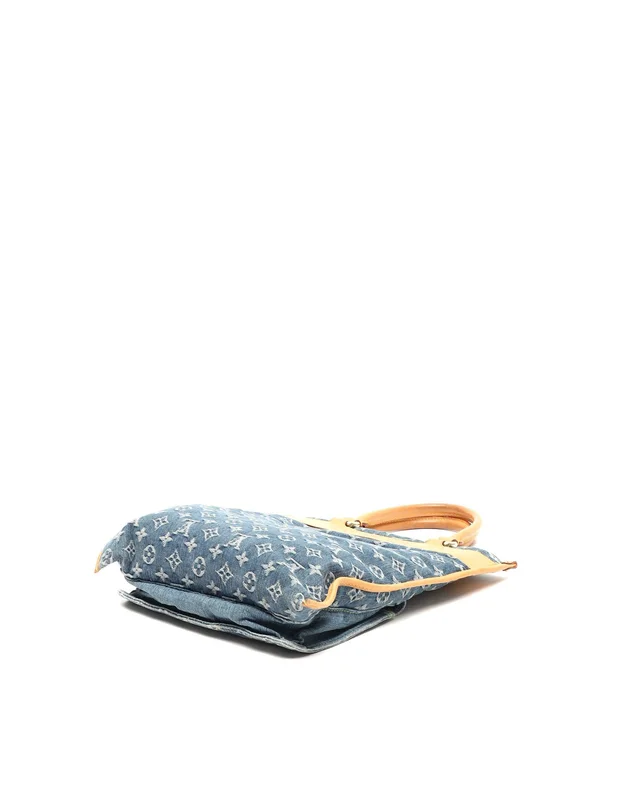 Louis Vuitton Monogram Denim Flat Shopper Bag in Denim from A Retro Tale, photo 5 of 12