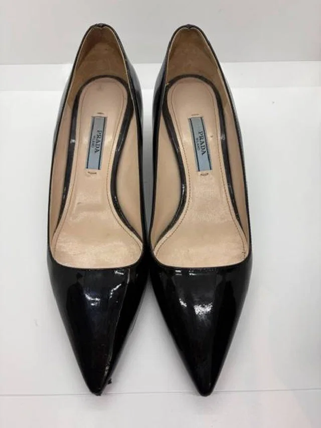 Prada Patent Leather Pointed Pumps Size 35 in Black Leather from Oxfam Online Shop