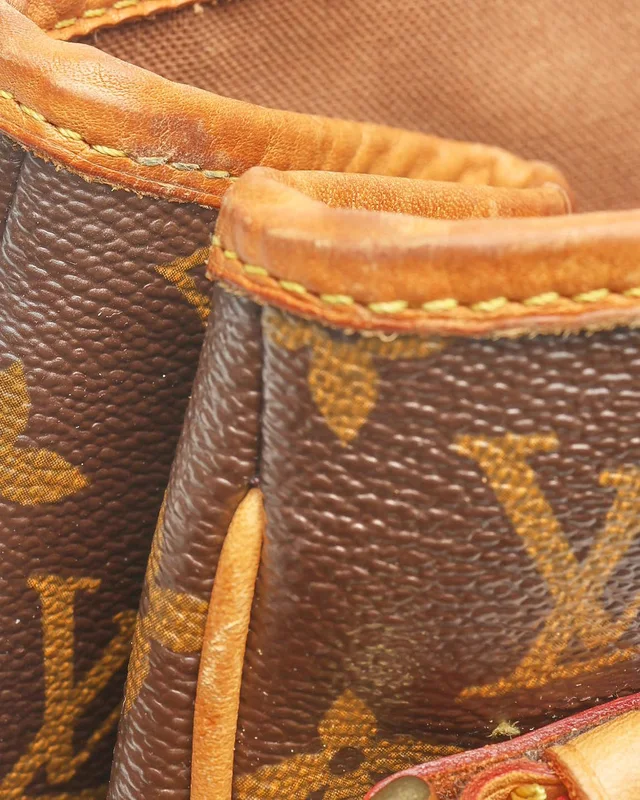 Louis Vuitton Monogram Batignolles Vertical Tote Bag in Coated canvas from A Retro Tale, photo 7 of 10