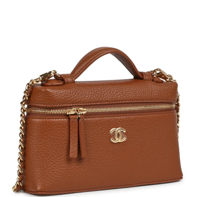 Chanel "Supple" Top Handle Long Vanity Case in Brown Caviar leather from Madison Avenue Couture, photo 2 of 9