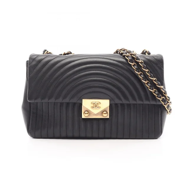 Chanel Shoulder Bag Pakoda Flap in Lambskin from The Reluxe