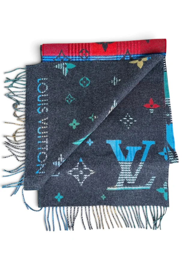 Louis Vuitton Galaxy Tartan Scarf in Wool from Season 2 Consign, photo 2 of 3