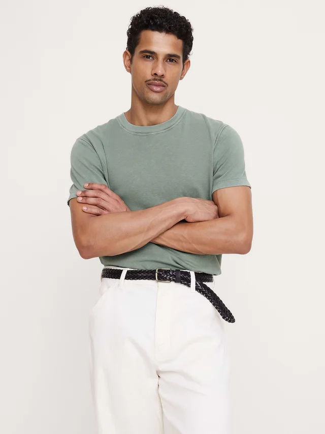 Banana Republic Midweight Cotton Slub Crew-Neck T-Shirt in Green from Banana Republic (Canada), photo 1 of 1