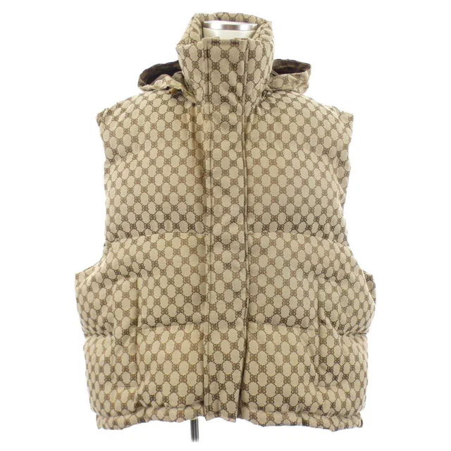 Balenciaga Hacker Cocoon Puffer Down Vest from LuxUness