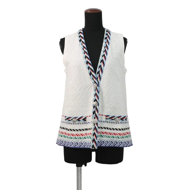 Chanel Best Size 38 White/MulticolorP54119 Cotton97% Rayon2% Polyester1% in White from GALLERY RARE